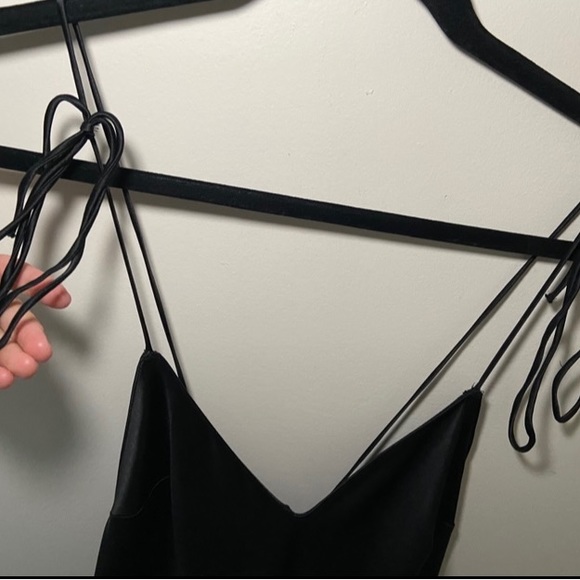 VICTORIA SECRET black satin slip - Picture 2 of 5